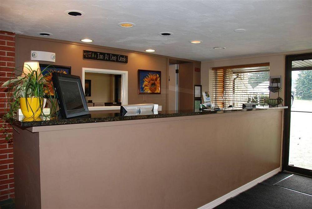 Inn At Deep Creek Oakland Bagian luar foto