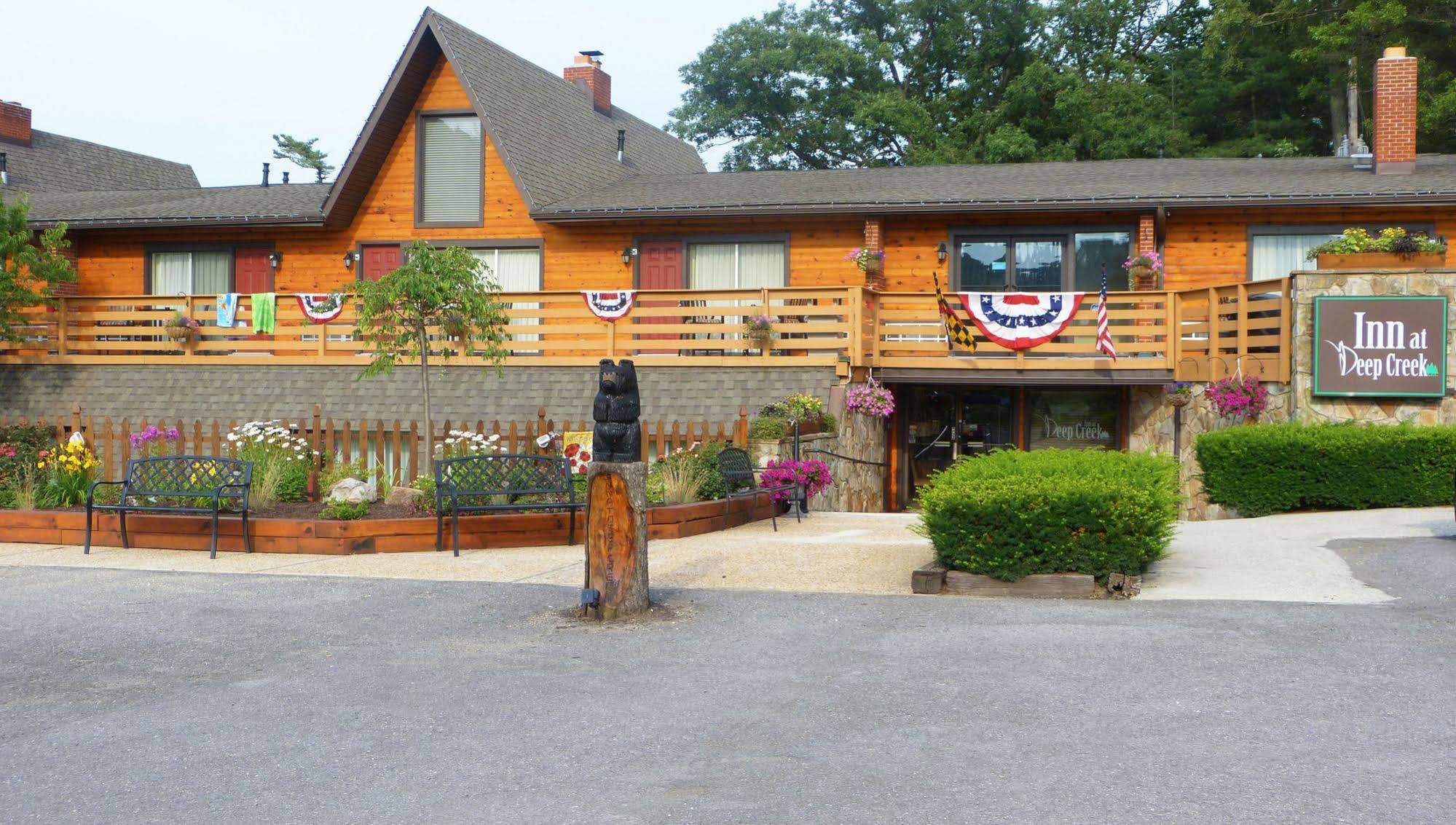 Inn At Deep Creek Oakland Bagian luar foto
